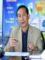 校长李建保教授