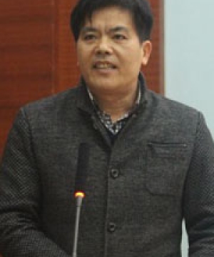陆奇岸 