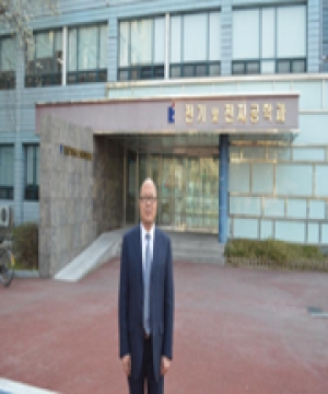 李山